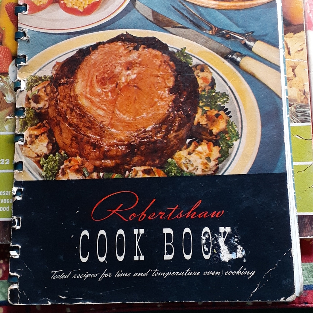 4 Collectable Cookbooks - Picture 2 of 12